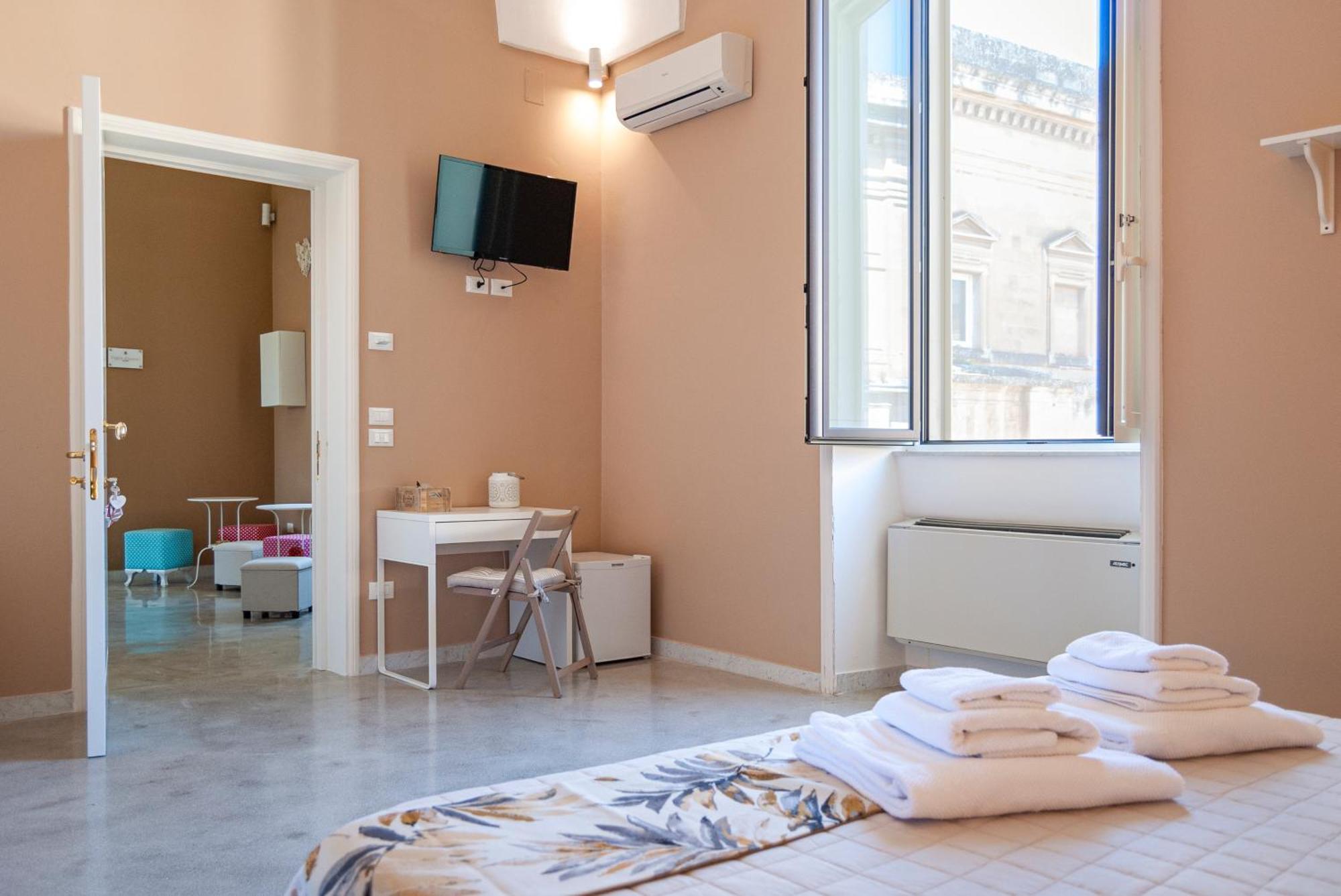 La Pigna Bianca Suites Лечче Экстерьер фото