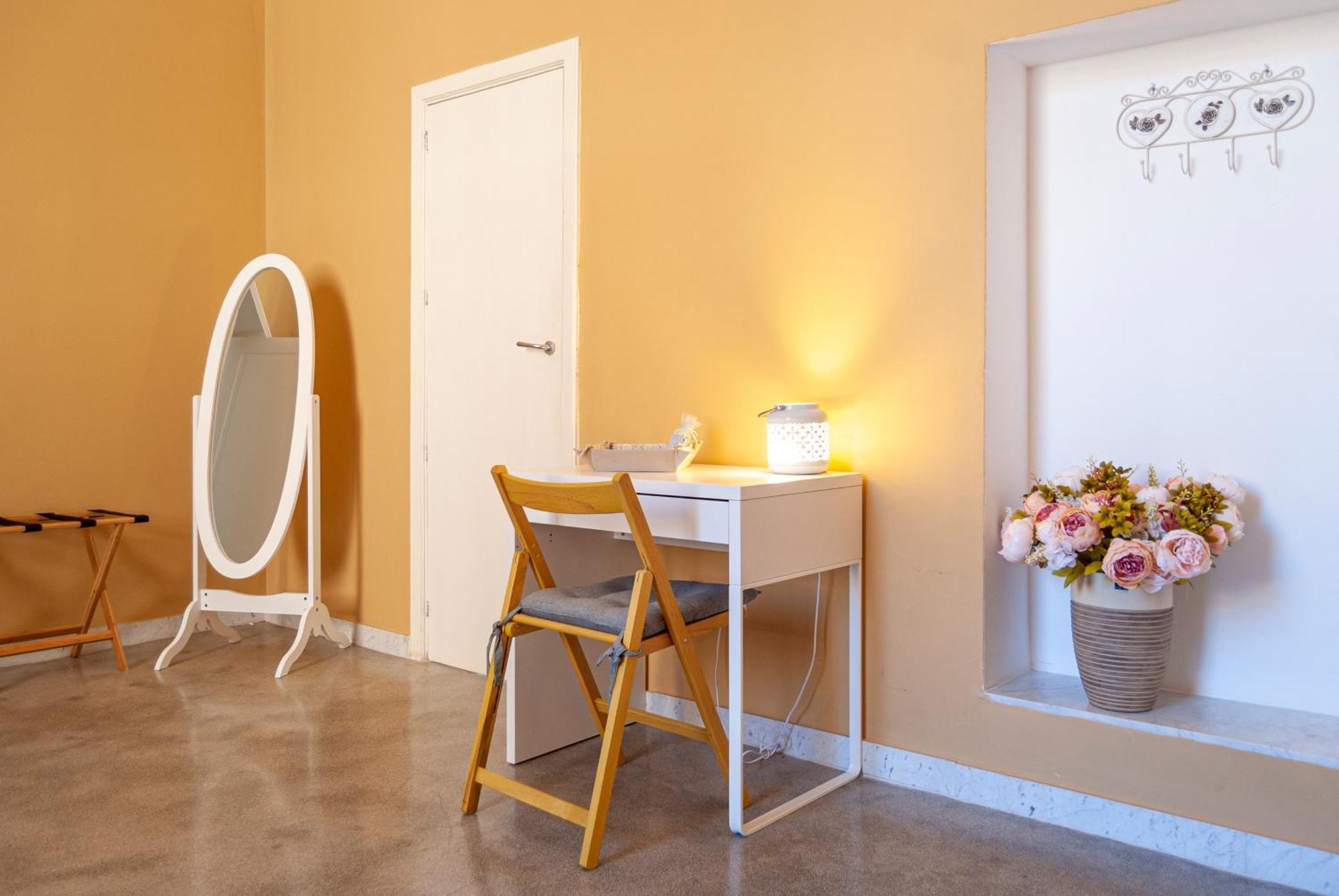 La Pigna Bianca Suites Лечче Экстерьер фото
